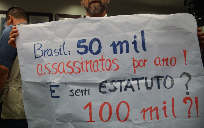 Comissão Especial da Câmara aprovou o projeto de lei que altera Estatuto do Desarmamento (Fabio Rodrigues Pozzebom/Agência Brasil)