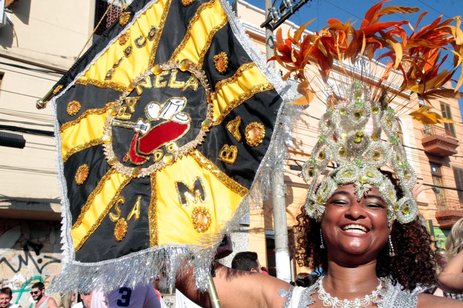 Panela do Samba abriu o Carnaval de Rua de Porto Alegre  | Foto: Ricardo Giusti/PMPA