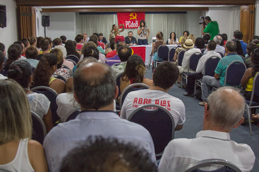 17/02/2016 - PORTO ALEGRE, RS, BRASIL - Manuela D'Avila revela que não se candidatará a prefeitura de Porto Alegre em plenária do PCdoB. | Foto: Joana Berwanger/Sul21