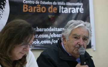 Mujica: 'Nunca triunfamos definitivamente, temos de ter humildade estratégica' PAULO PINTO/ AGÊNCIA PT 