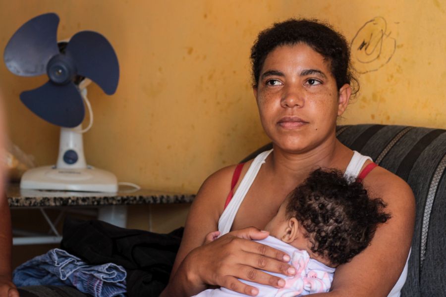 A precariedade dos serviços de saúde na região é motivo de preocupação para a recicladora Vilma Rodrigues | Foto: Yamini Benites