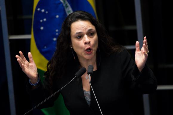 A advogada de acusação, Janaína Paschoal, fala durante o quinto dia do julgamento final do processo de impeachment da presidenta afastada Dilma Rousseff, no Senado Federal Marcelo Camargo/Agência Brasil 