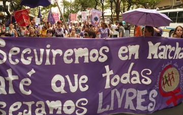 Marcha Mundial das Mulheres: governo com programa não eleito e conjunto de políticas que afetam mulheres. Foto: BLOG DA MARCHA MUNDIAL DAS MULHERES 