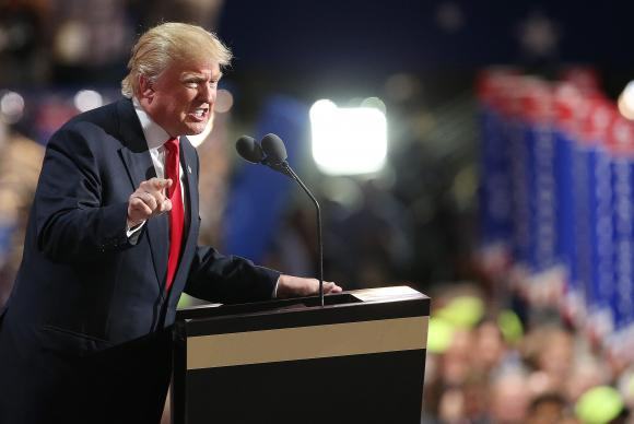 Donald Trump discursa no encerramento da convenção do Partido Republicano em Cleveland. Foto: David Maxwell/Agência Lusa